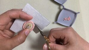 How to make a simple hair tie 4