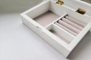 accessories storage