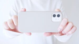 Take a photo with your smartphone