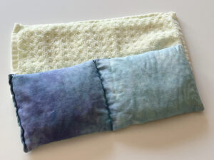 Azuki bean eye pillow