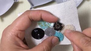 How to make a cloud brooch3