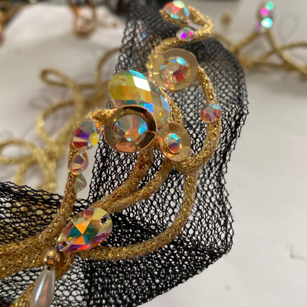 How to make a tiara 7